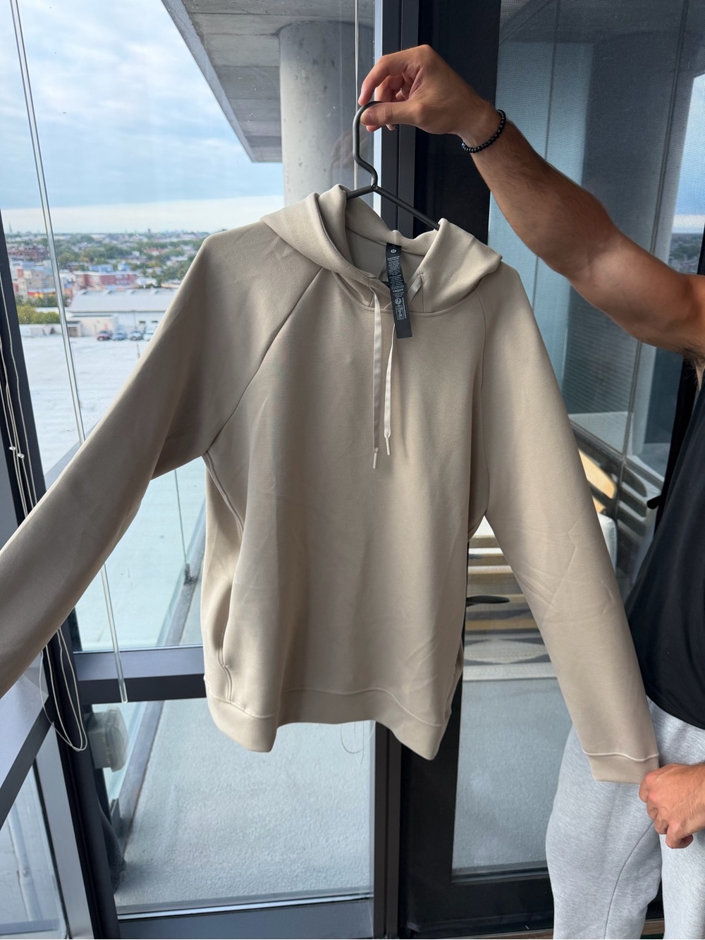 lululemon athletica Men's Crewneck Hoodie - Light Beige